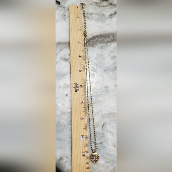 ⚜️❤️⚜️Christian Dior Gold Plated Vintage Queen 2 Crystals ❤️ Pendant - Picture 5 of 10